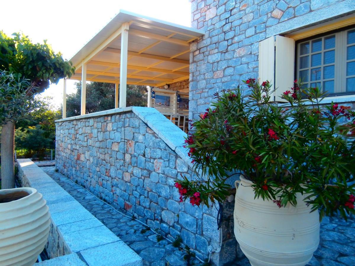 Villa Tzortzakos By Holiday Homes Mavrovoúnion Exterior foto